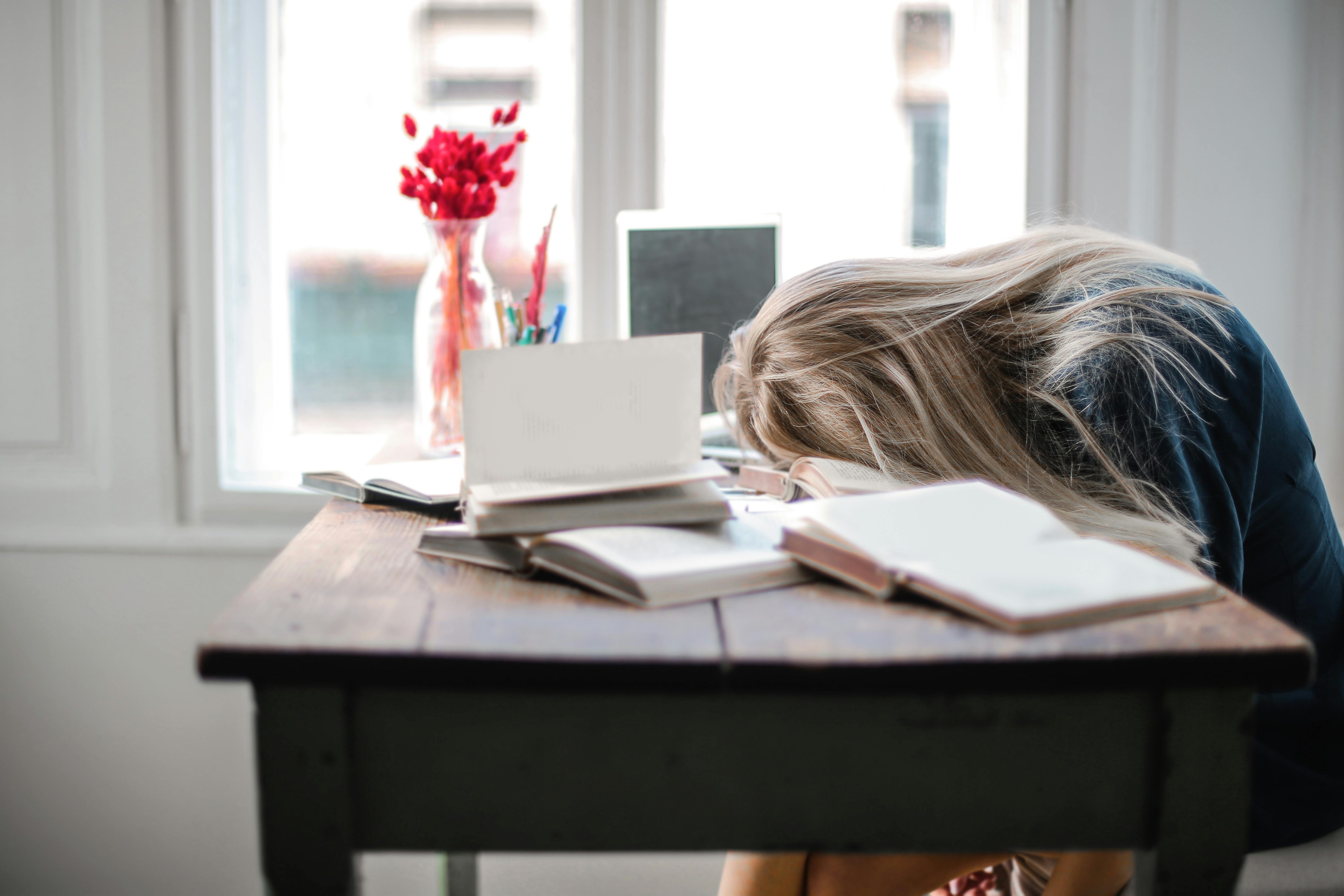 The Workplace Impact of Poor Sleep: How Snoring Affects Your Career